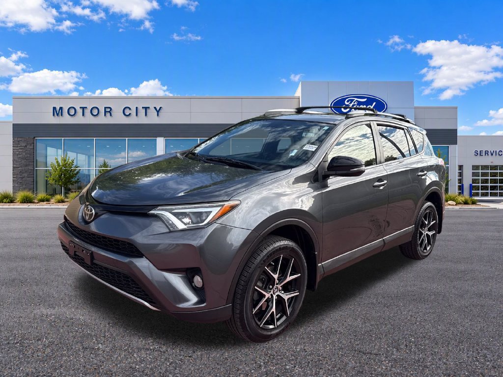 Used 2017 Toyota RAV4 SE FWD image 4