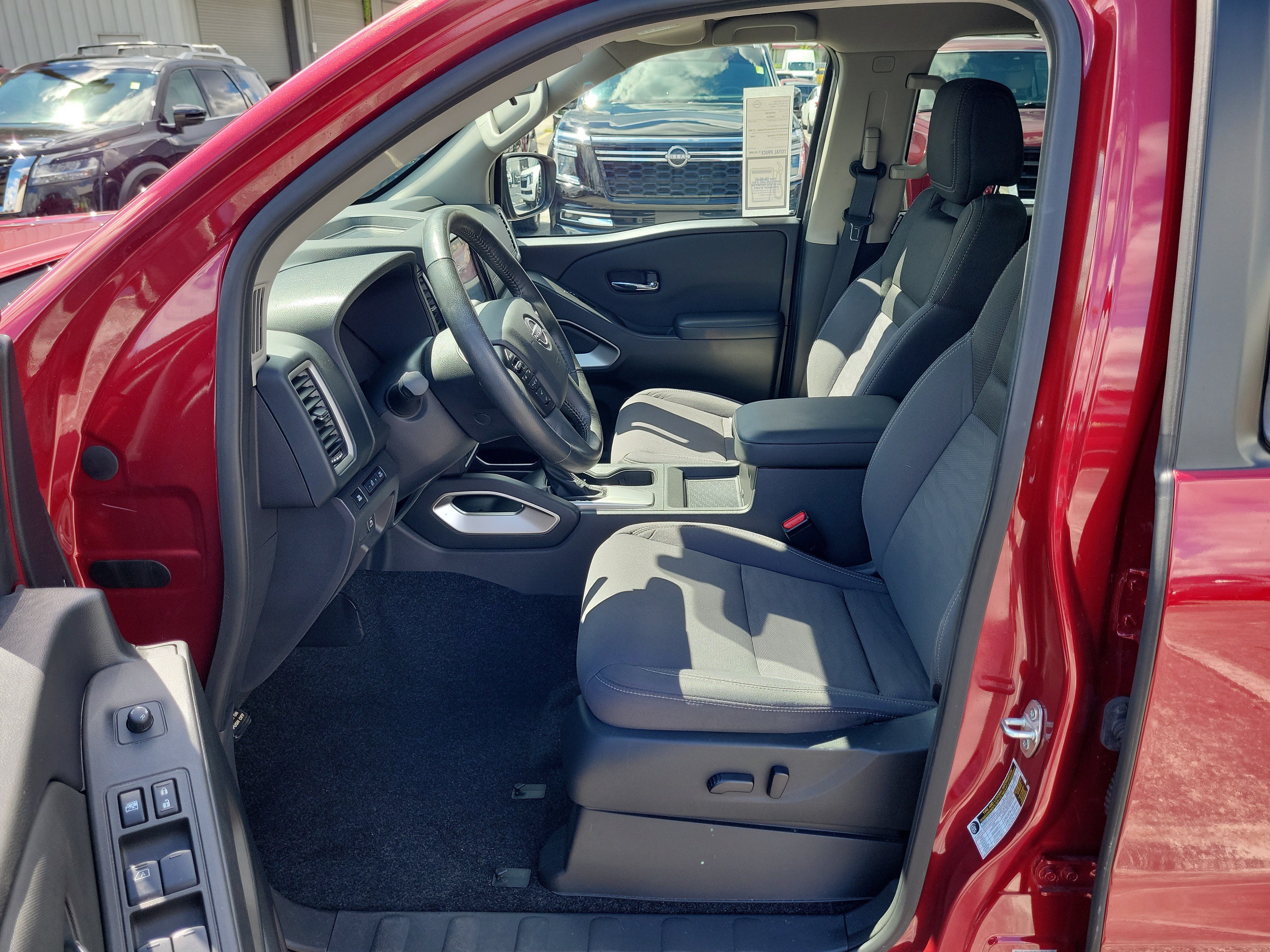 Certified 2024 Nissan Frontier SV w/ SV Convenience Package RWD image 11