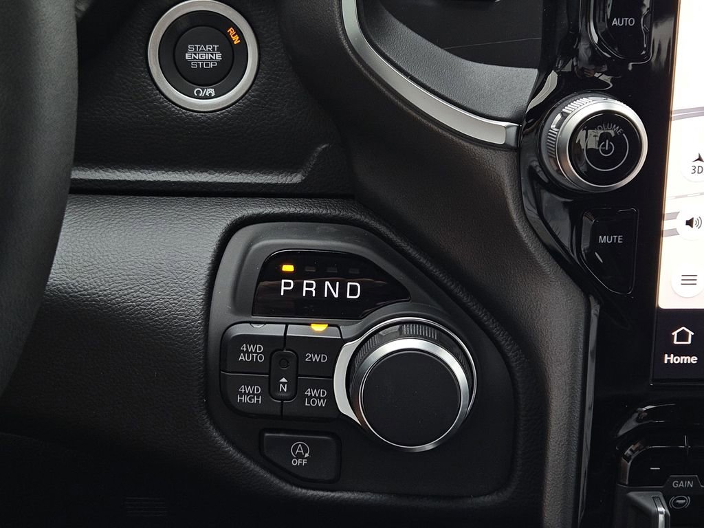 New 2026 RAM 1500 4x4 Crew Cab image 20