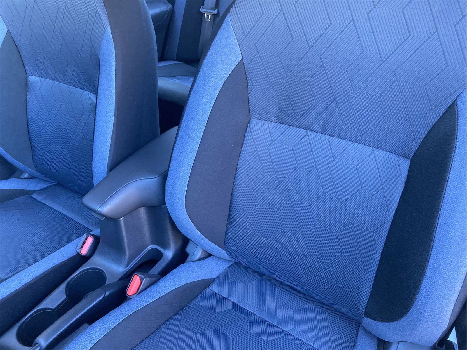 New 2025 Nissan Versa SV w/ Trunk Package image 30