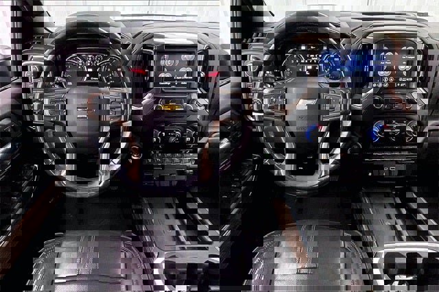 Used 2022 Chevrolet Silverado 3500 High Country image 5