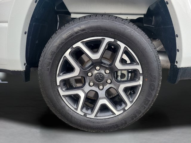 Used 2026 RAM 1500 Laramie AWD/4WD image 7