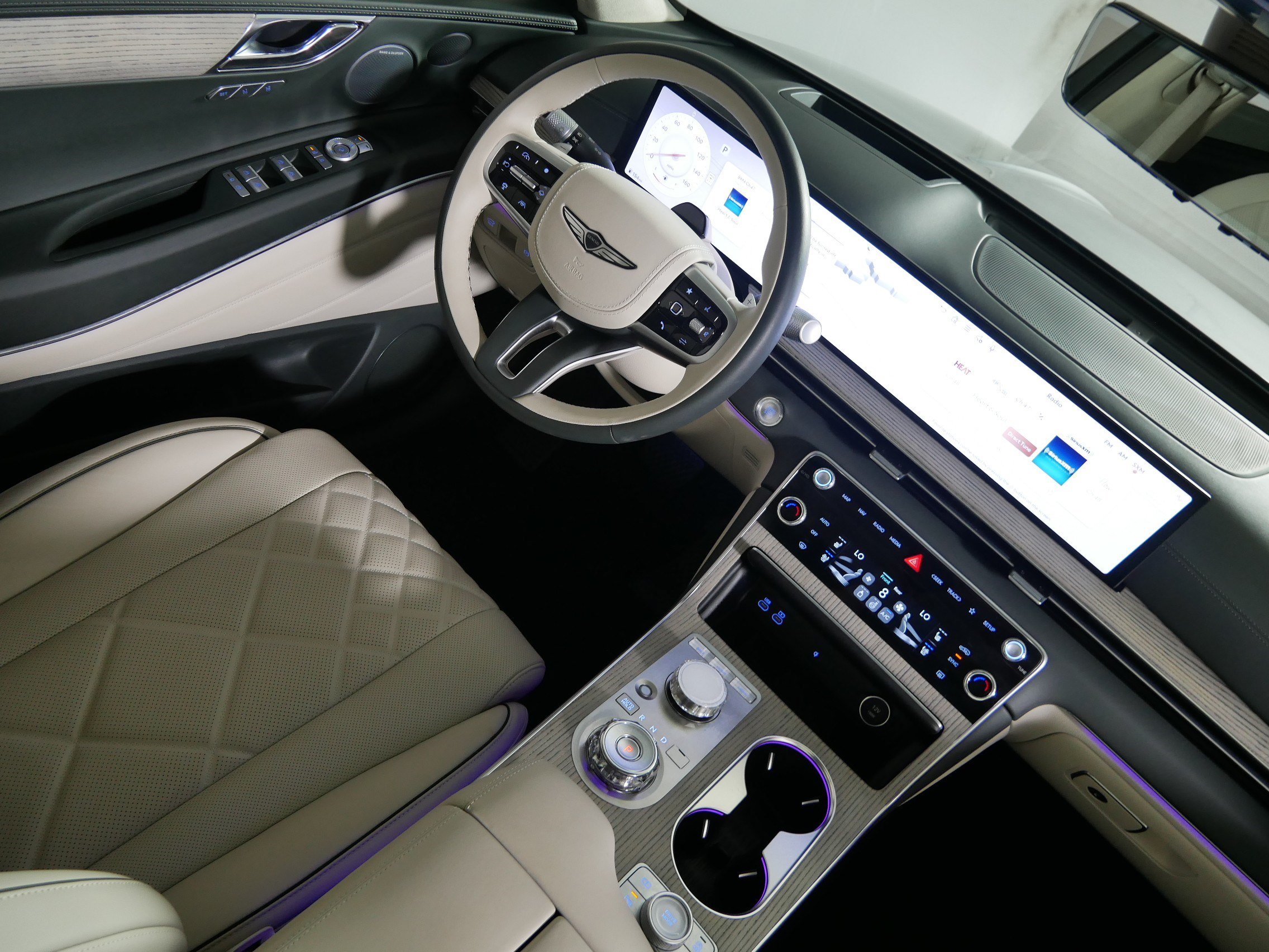 Certified 2025 Genesis GV80 3.5T Prestige AWD/4WD image 9