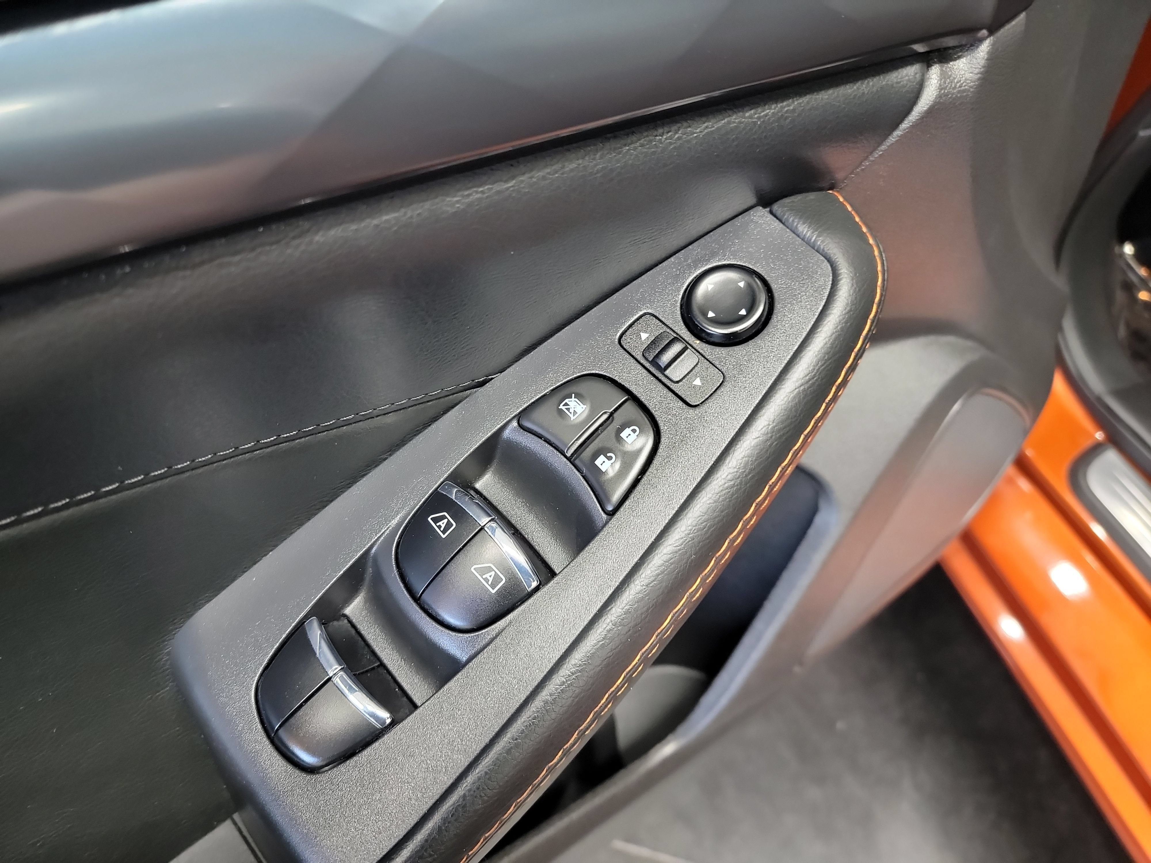 Used 2021 Nissan Maxima SR w/ Sport Mat Group FWD image 14