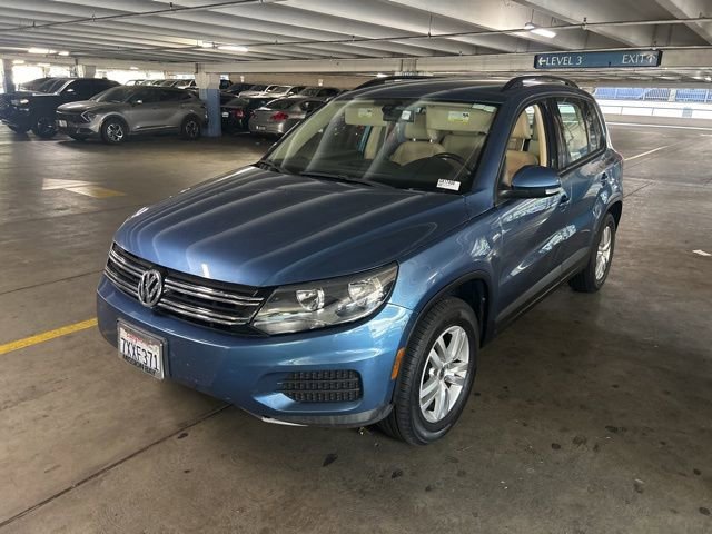 Used 2017 Volkswagen Tiguan S FWD image 4