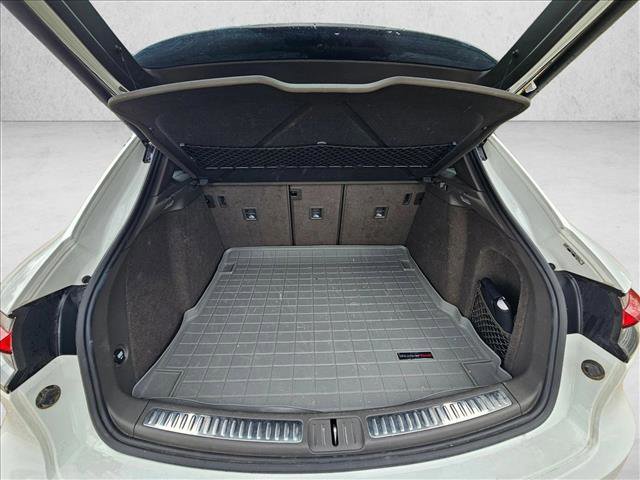 Used 2020 Porsche Macan S image 14