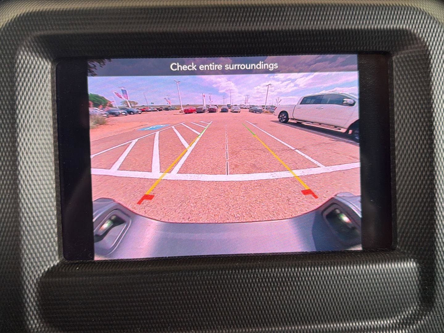 Used 2023 Jeep Gladiator Sport image 27