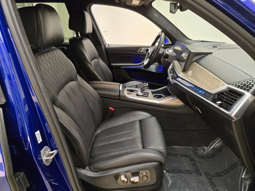 Used 2024 BMW ALPINA XB7 AWD/4WD image 28