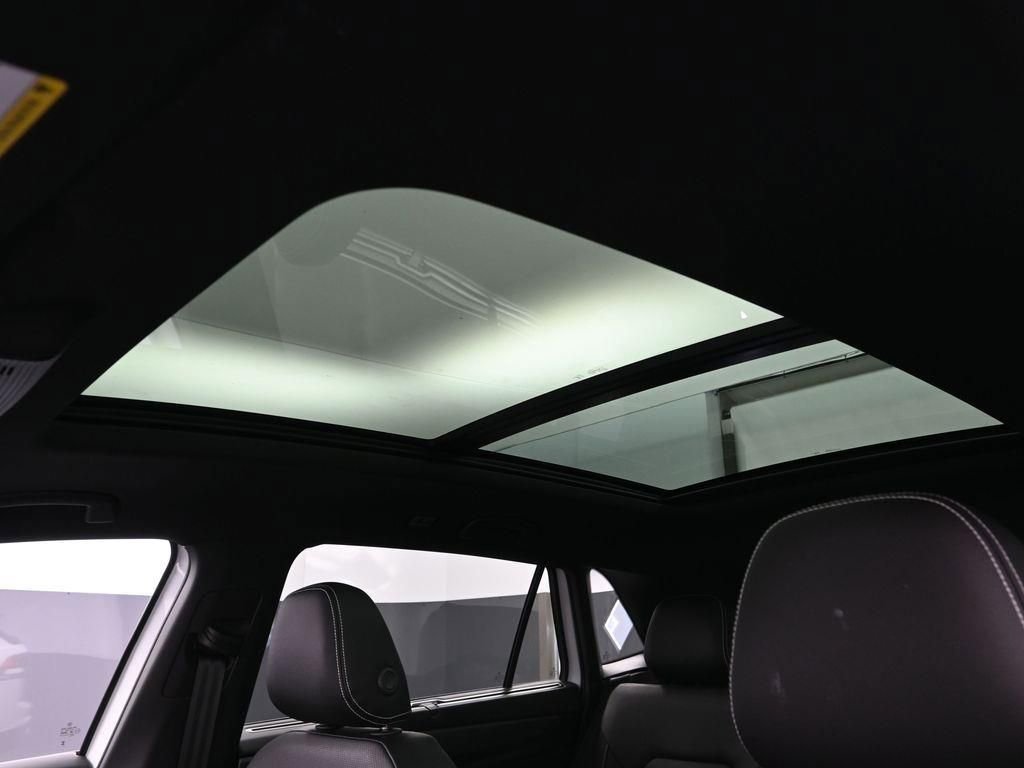 New 2026 Volkswagen Atlas Cross Sport SE image 11