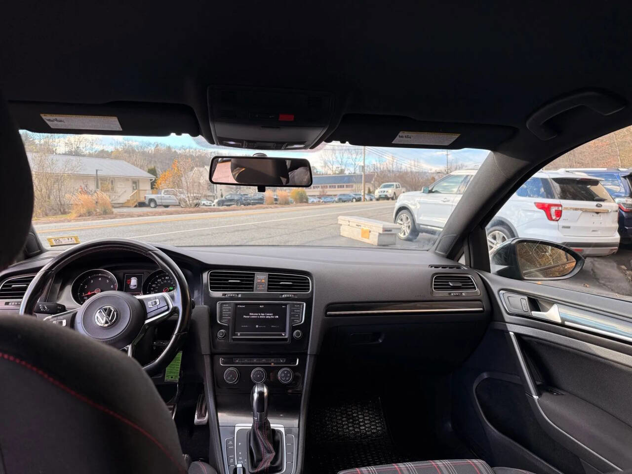 Used 2017 Volkswagen GTI S image 19