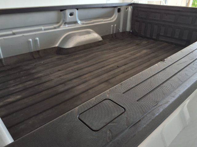 Used 2017 GMC Sierra 3500 SLT AWD/4WD image 21