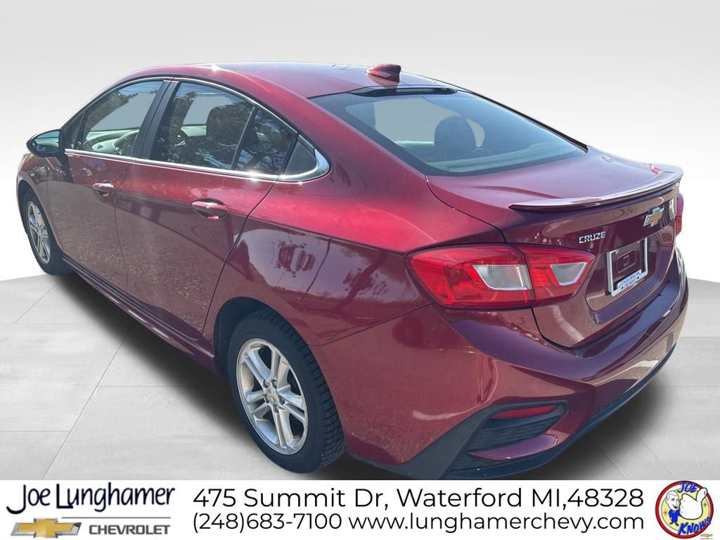 Used 2017 Chevrolet Cruze LT w/ Convenience Package FWD image 6