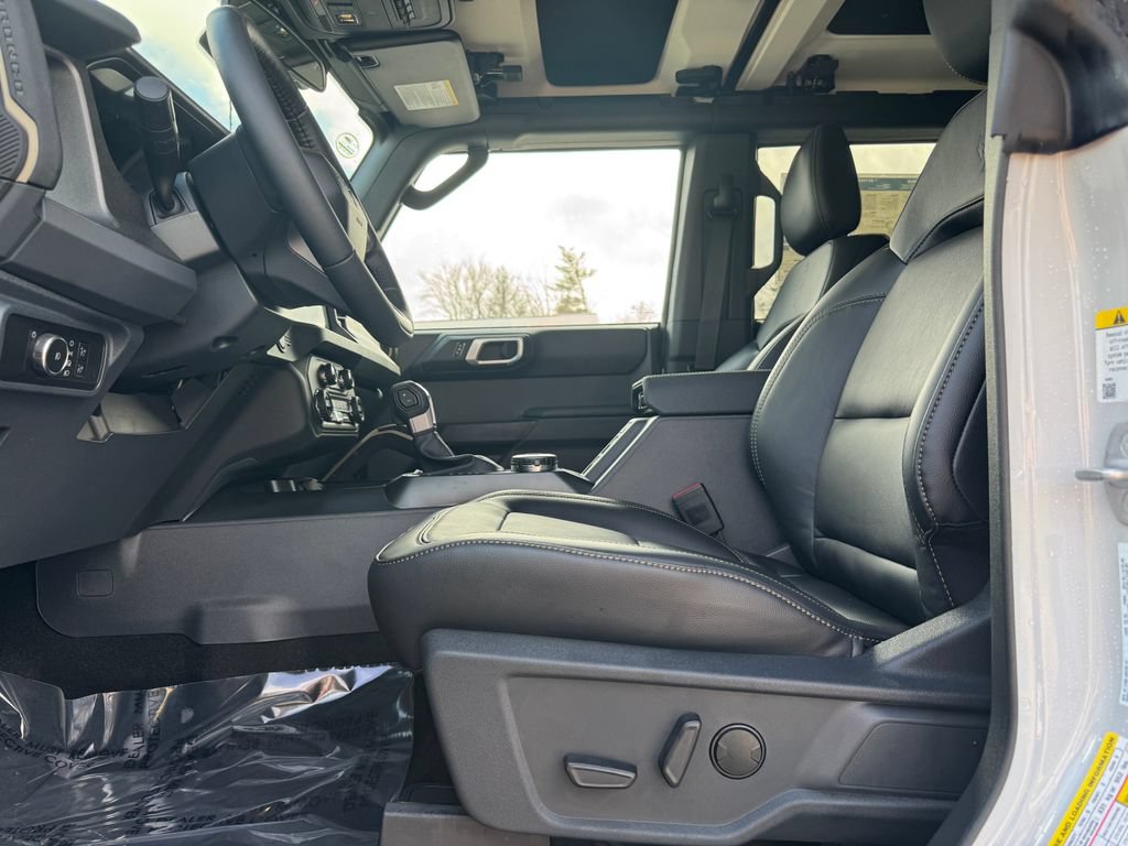 New 2026 Ford Bronco Badlands AWD/4WD image 18