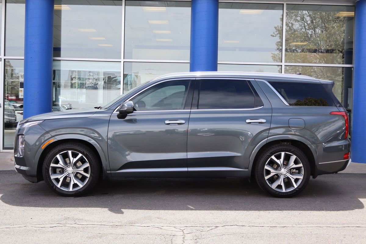Used 2021 Hyundai Palisade Limited w/ Cargo Package AWD/4WD image 2