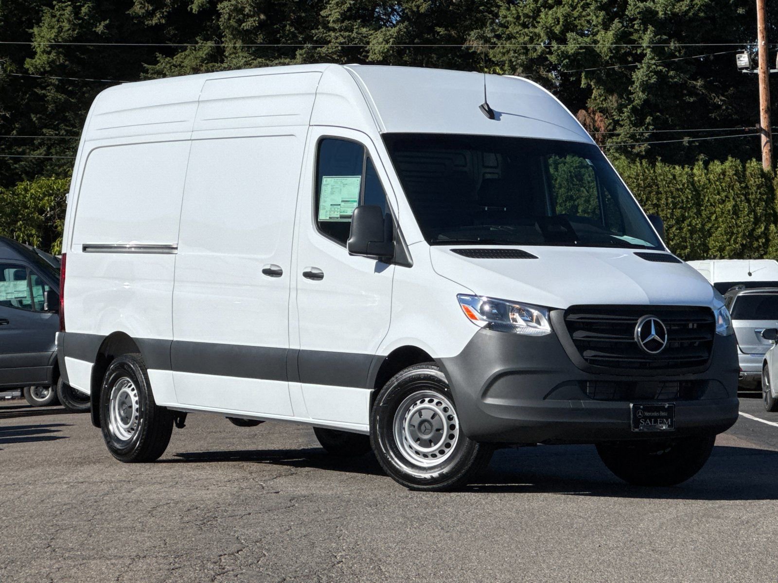 New 2025 Mercedes-Benz Sprinter 2500 image 2