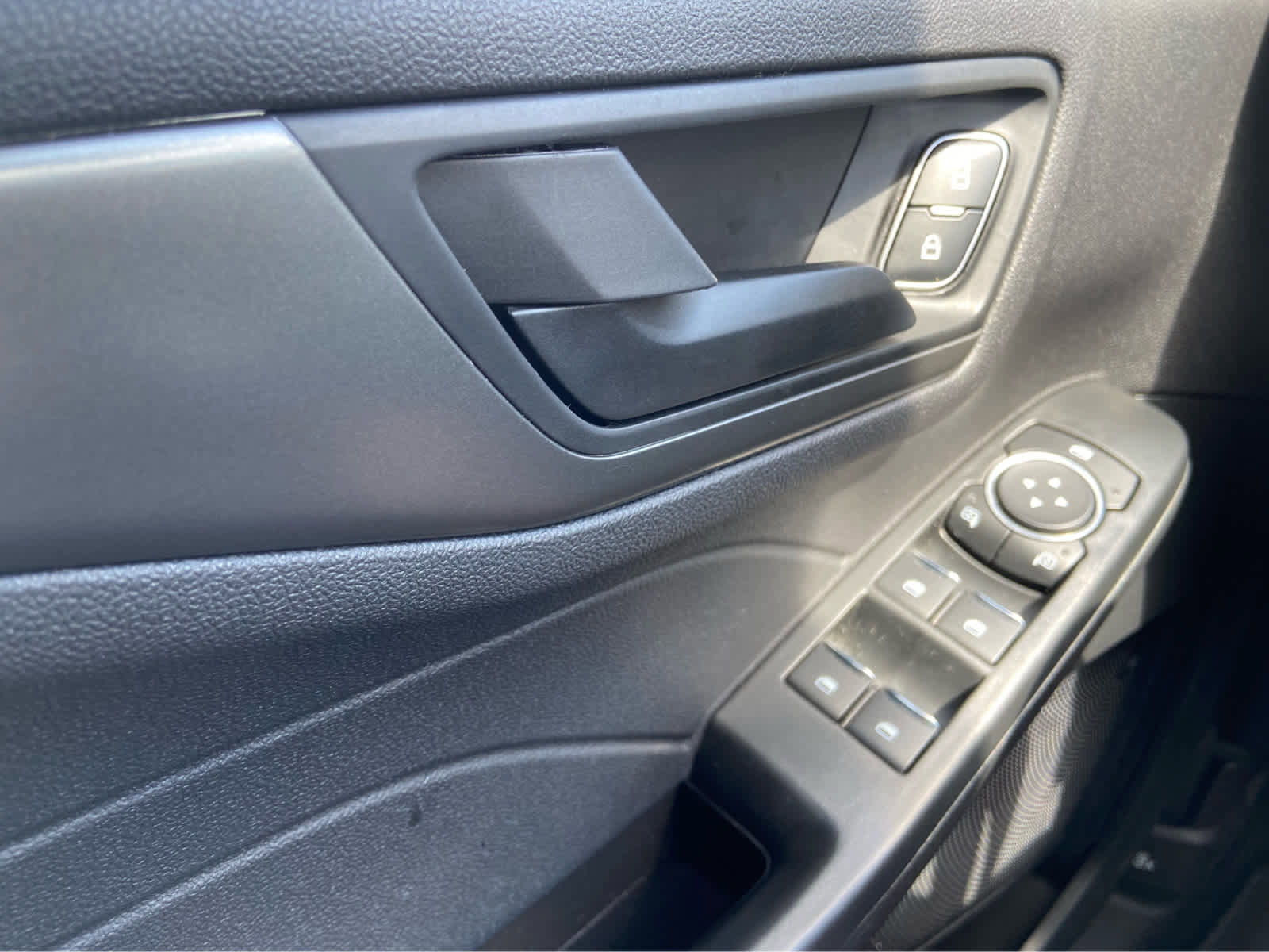 Used 2024 Ford Escape Active w/ Cold Weather Package FWD image 32
