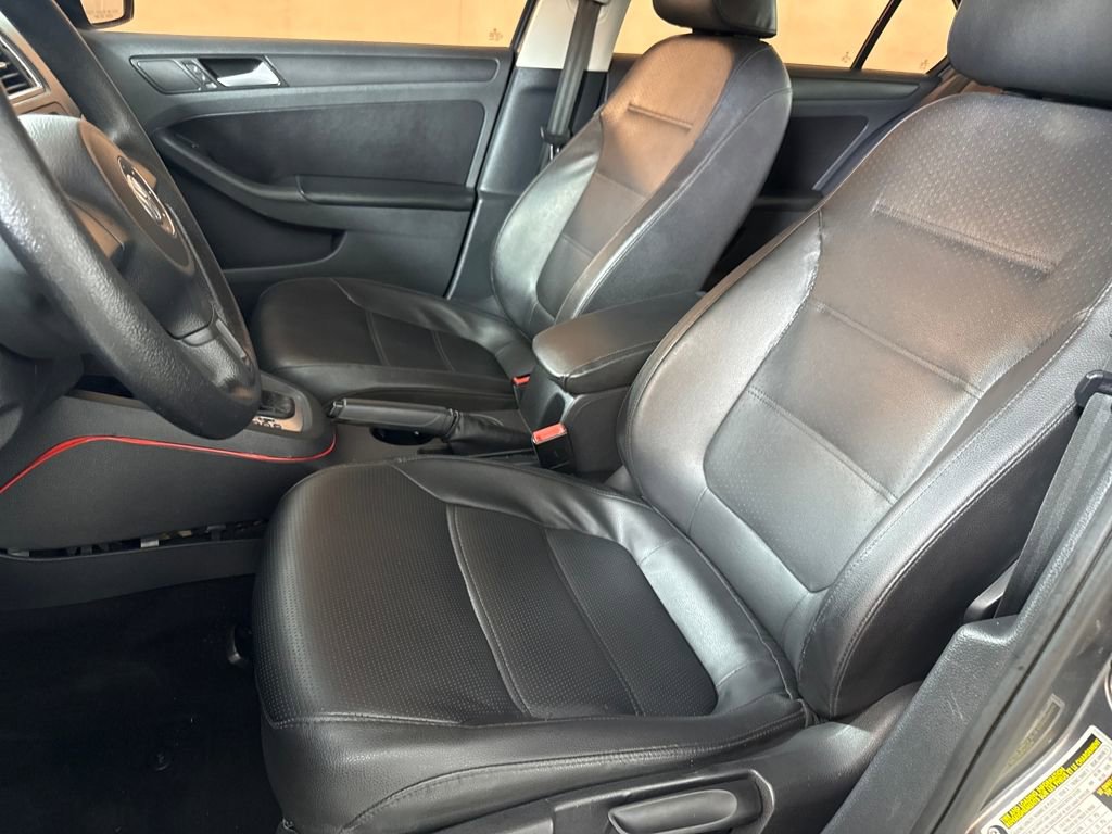 Used 2014 Volkswagen Jetta SE image 11