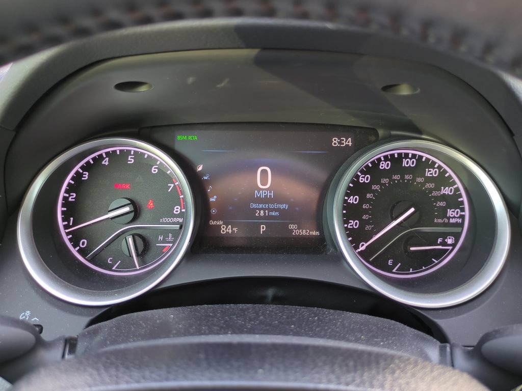 Used 2021 Toyota Camry XLE FWD image 20