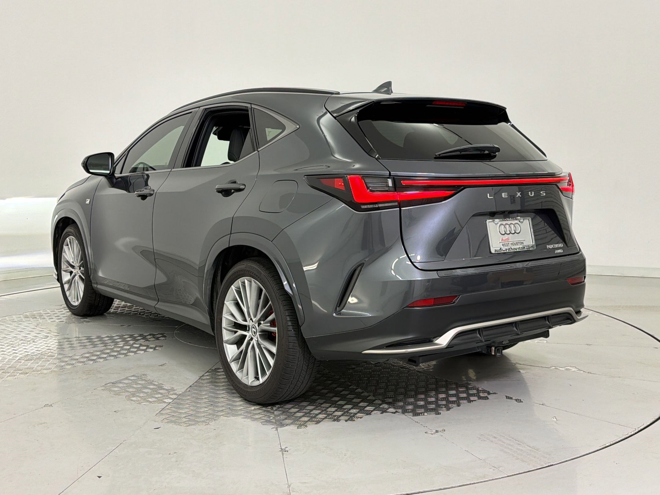 Used 2023 Lexus NX 350 F Sport image 3