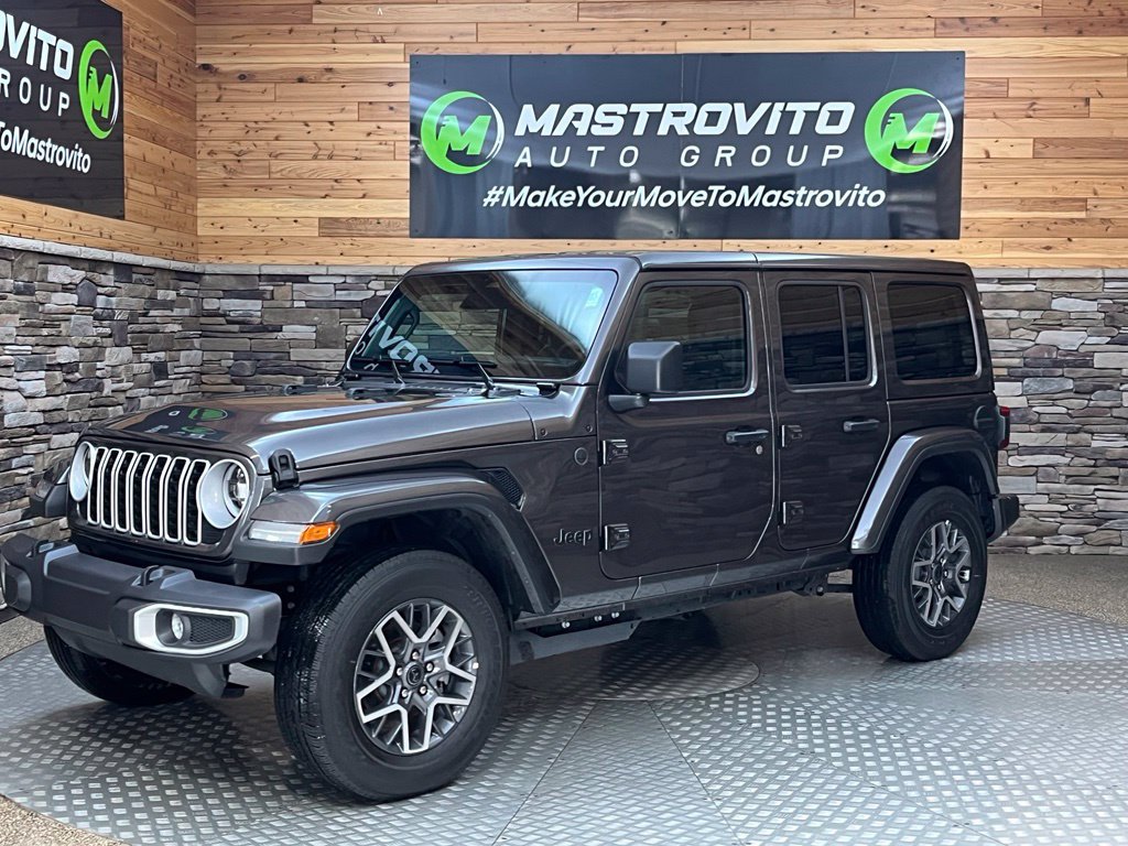 Used 2026 Jeep Wrangler Unlimited Sahara AWD/4WD image 6