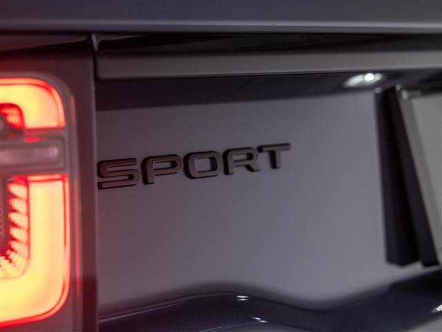 New 2026 Land Rover Discovery Sport Landmark AWD/4WD image 32