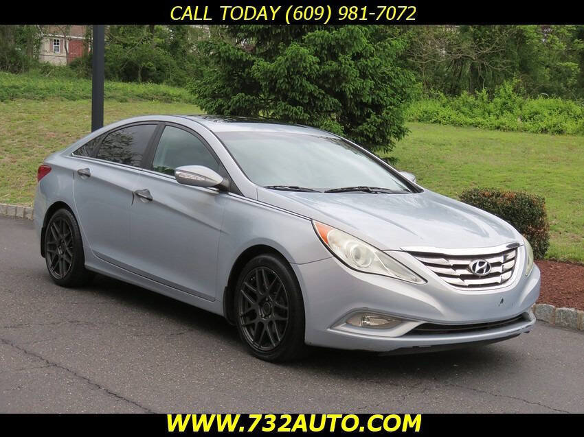 Used 2011 Hyundai Sonata Limited w/ Navigation Pkg 5 FWD image 3