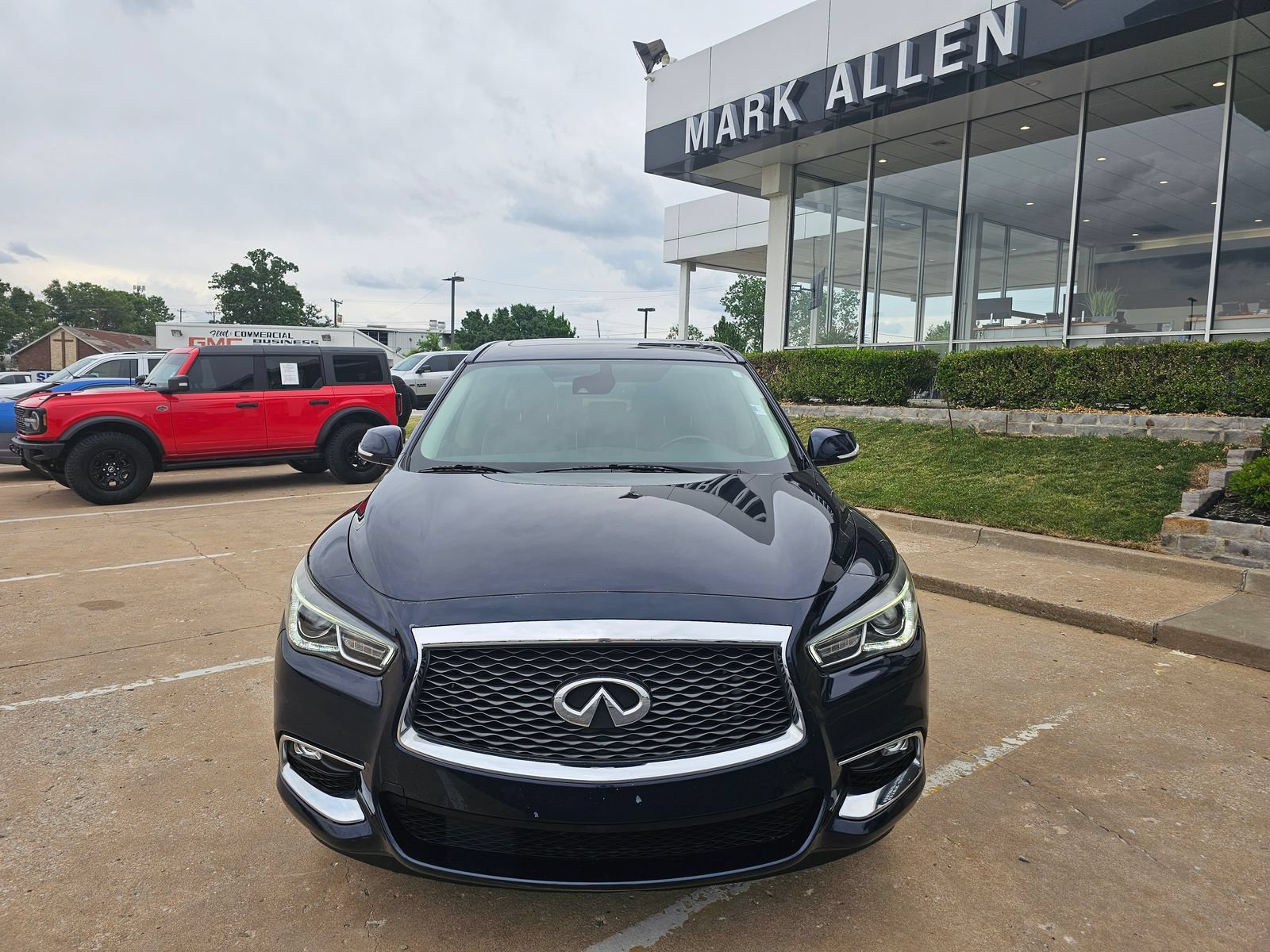 Used 2019 INFINITI QX60 Pure FWD image 8