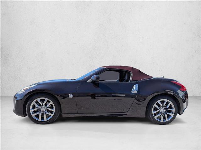 Used 2014 Nissan 370Z Touring w/ Navigation Package image 8