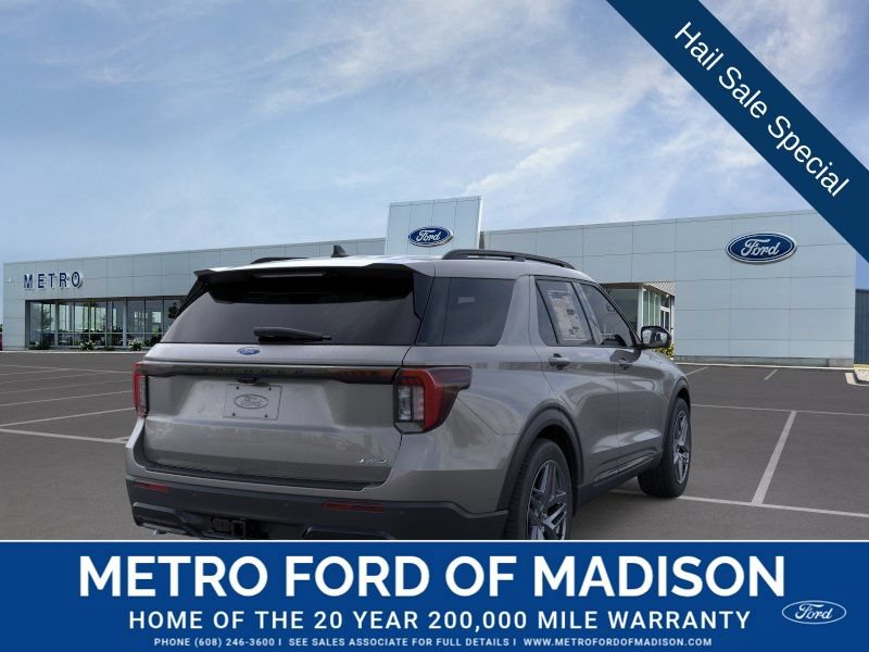 New 2026 Ford Explorer ST-Line w/ ST-Line Street Pack AWD/4WD image 9