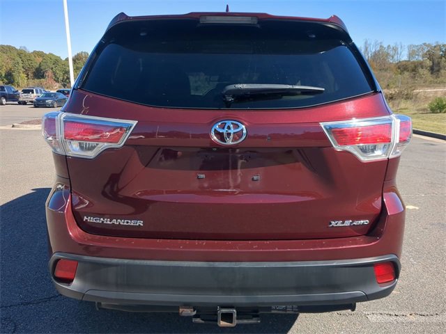 Used 2014 Toyota Highlander XLE image 5