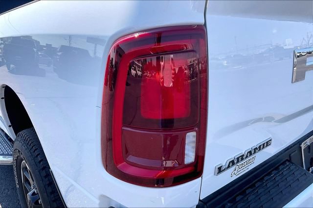 Used 2025 RAM 2500 Laramie AWD/4WD image 33