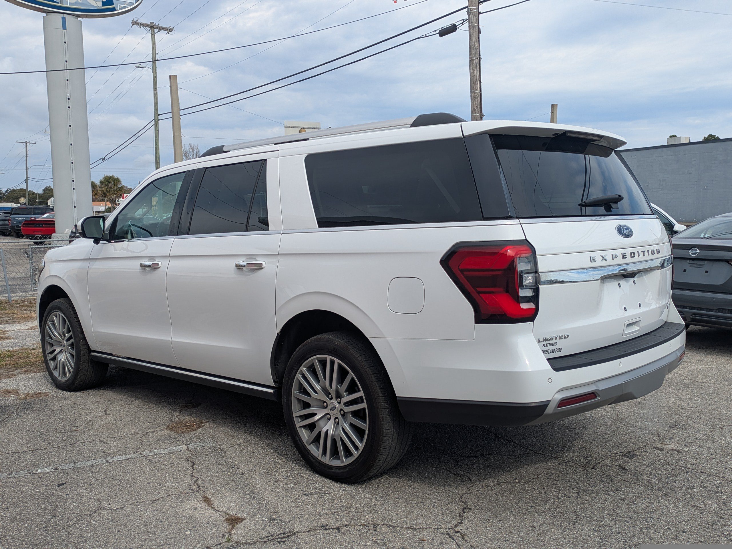 Certified 2023 Ford Expedition Max Limited AWD/4WD image 6