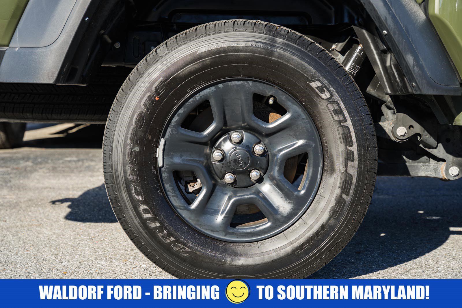 Used 2023 Jeep Gladiator Sport image 17