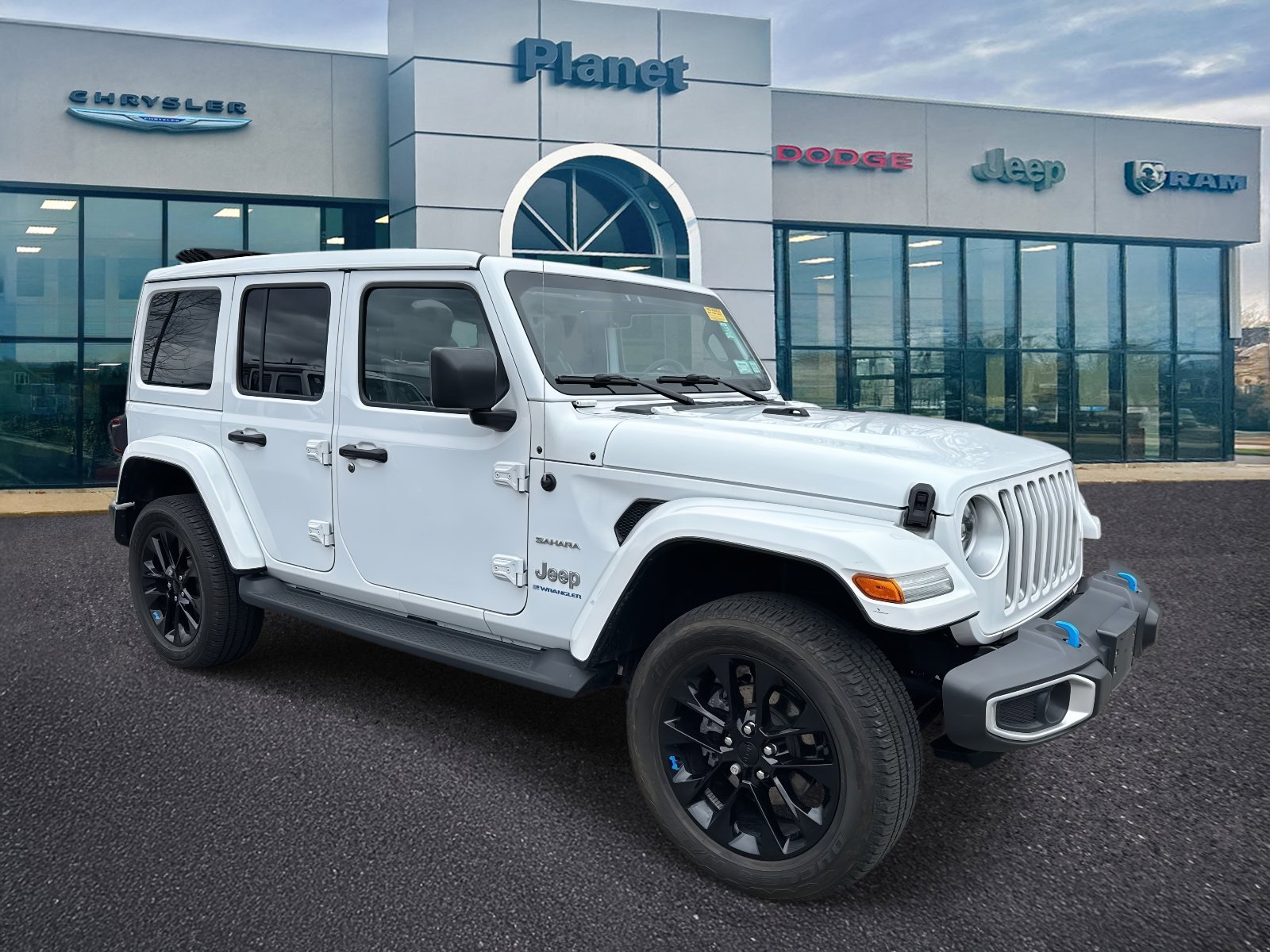 Used 2023 Jeep Wrangler Unlimited Sahara w/ Cold Weather Group