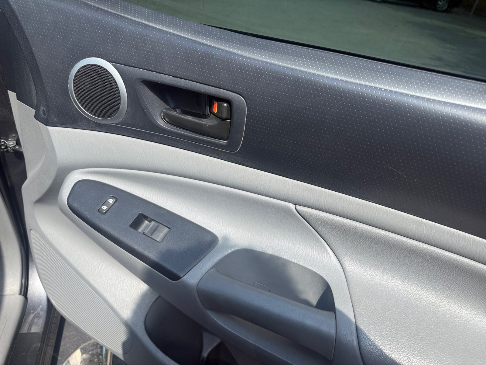 Used 2013 Toyota Tacoma PreRunner w/ TRD Off-Road Pkg RWD image 16