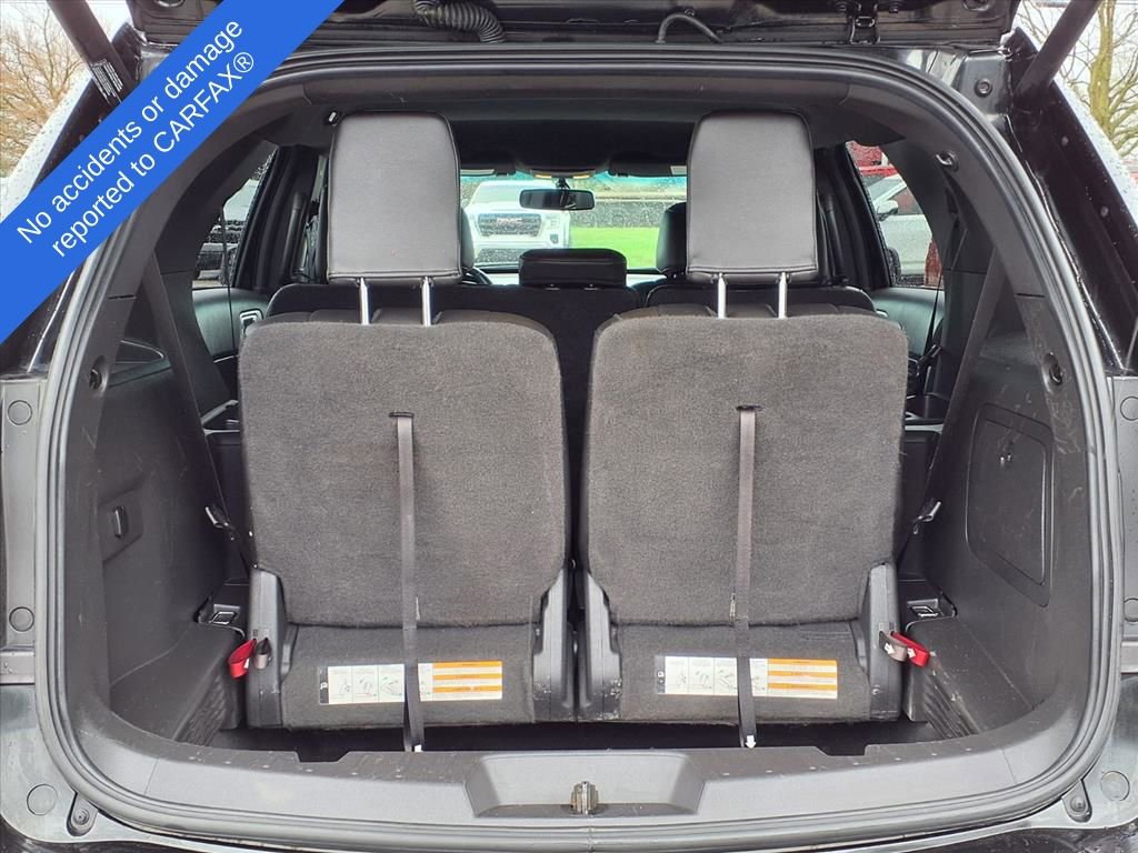 Used 2014 Ford Explorer XLT w/ Equipment Group 202A FWD image 12