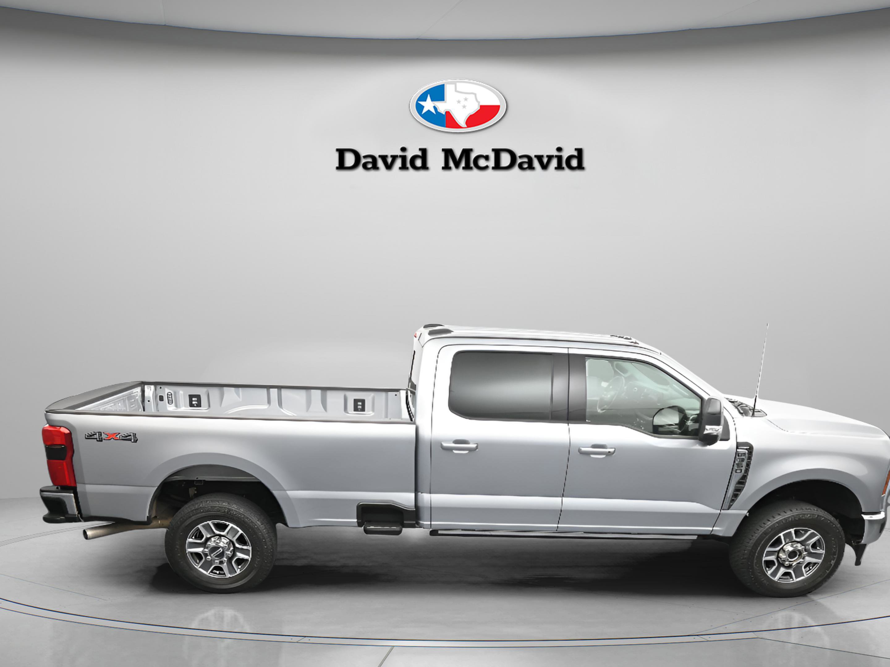 Used 2024 Ford F350 Lariat image 43