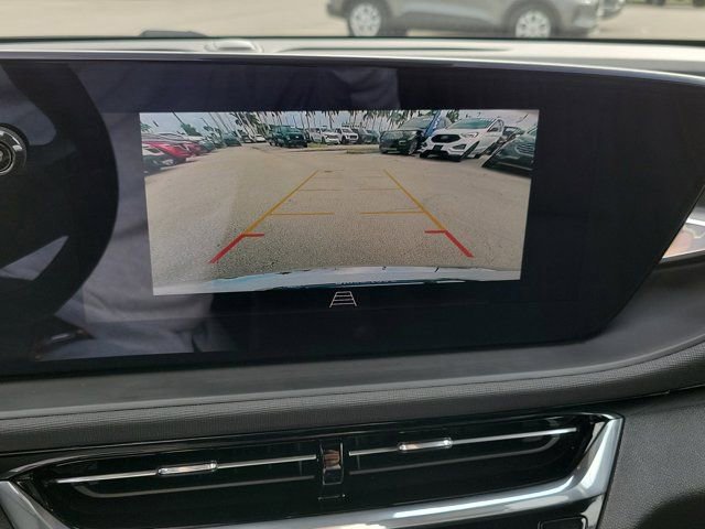 Used 2025 Buick Envista Avenir FWD image 29