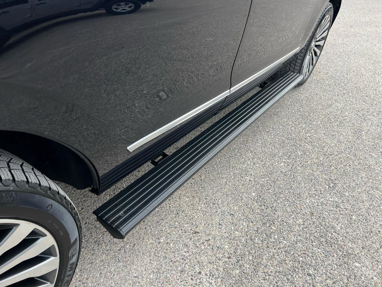 Used 2019 Lincoln Navigator Reserve image 12