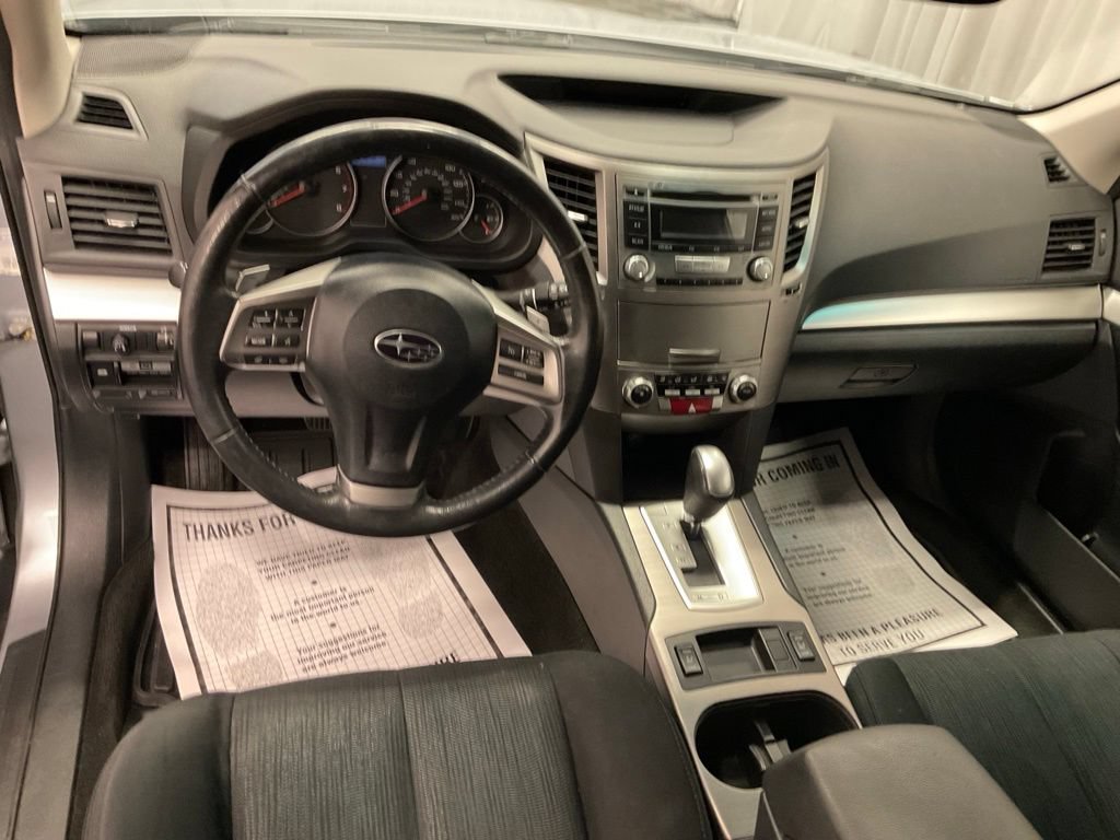 Used 2013 Subaru Outback 2.5i Premium AWD/4WD image 28