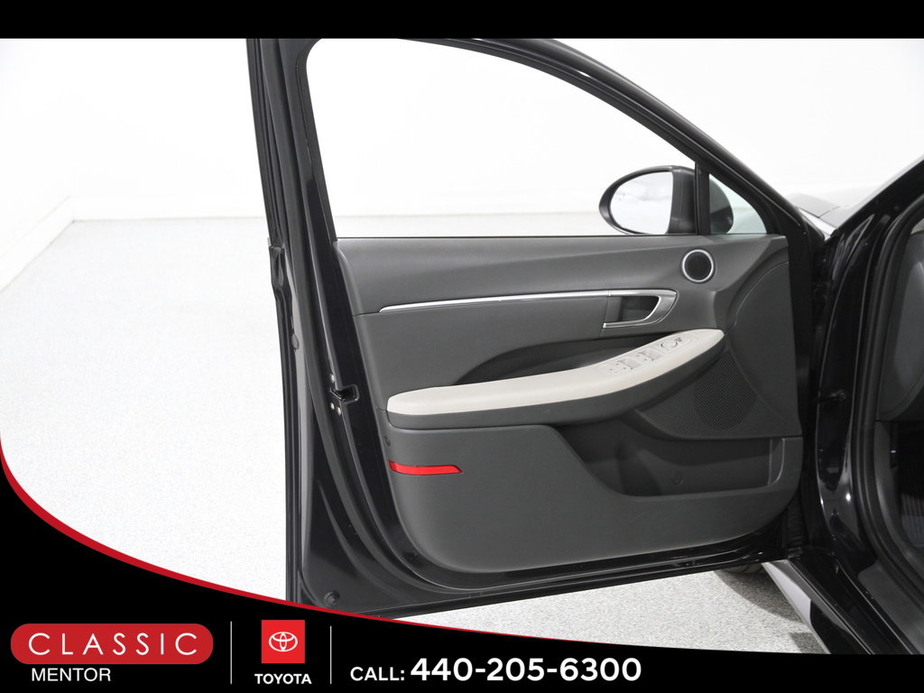 Used 2023 Hyundai Sonata SEL image 4