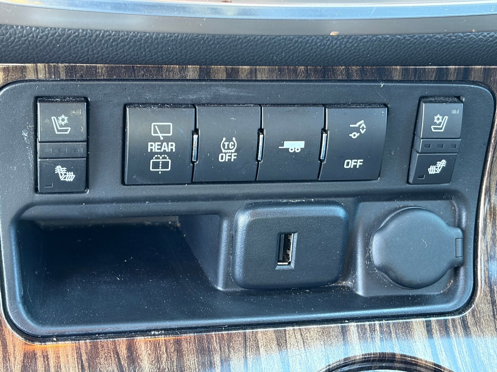 Used 2015 GMC Acadia Denali AWD/4WD image 29