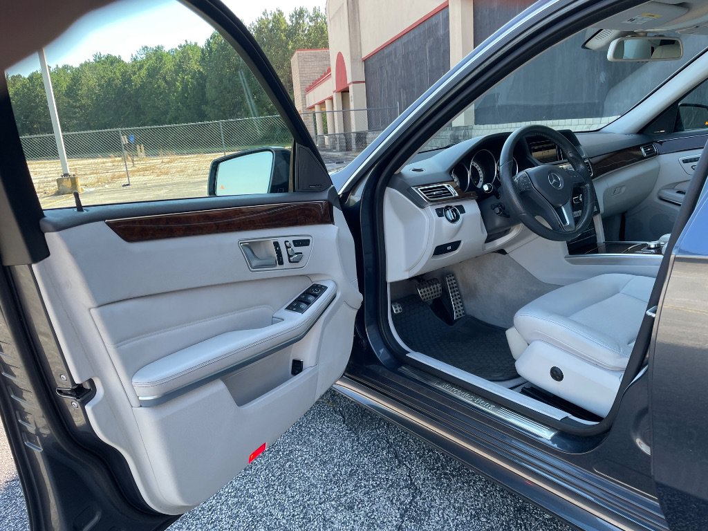 Used 2015 Mercedes-Benz E 350 Sedan w/ Premium 1 Package image 13