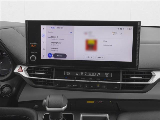 New 2026 Toyota Sienna XLE FWD image 7