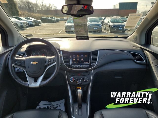 Used 2022 Chevrolet Trax LT w/ Premium Seat Package image 10