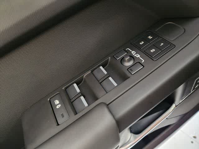 Used 2026 Land Rover Defender 130 S AWD/4WD image 23