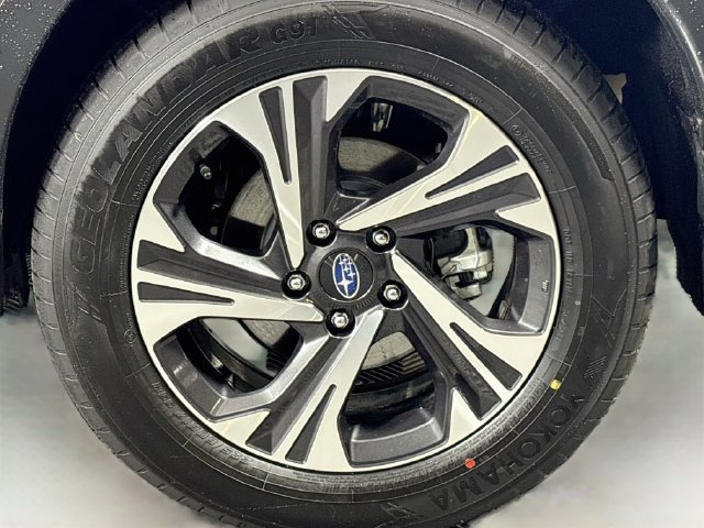 Certified 2026 Subaru Crosstrek 2.5i Premium AWD/4WD image 34