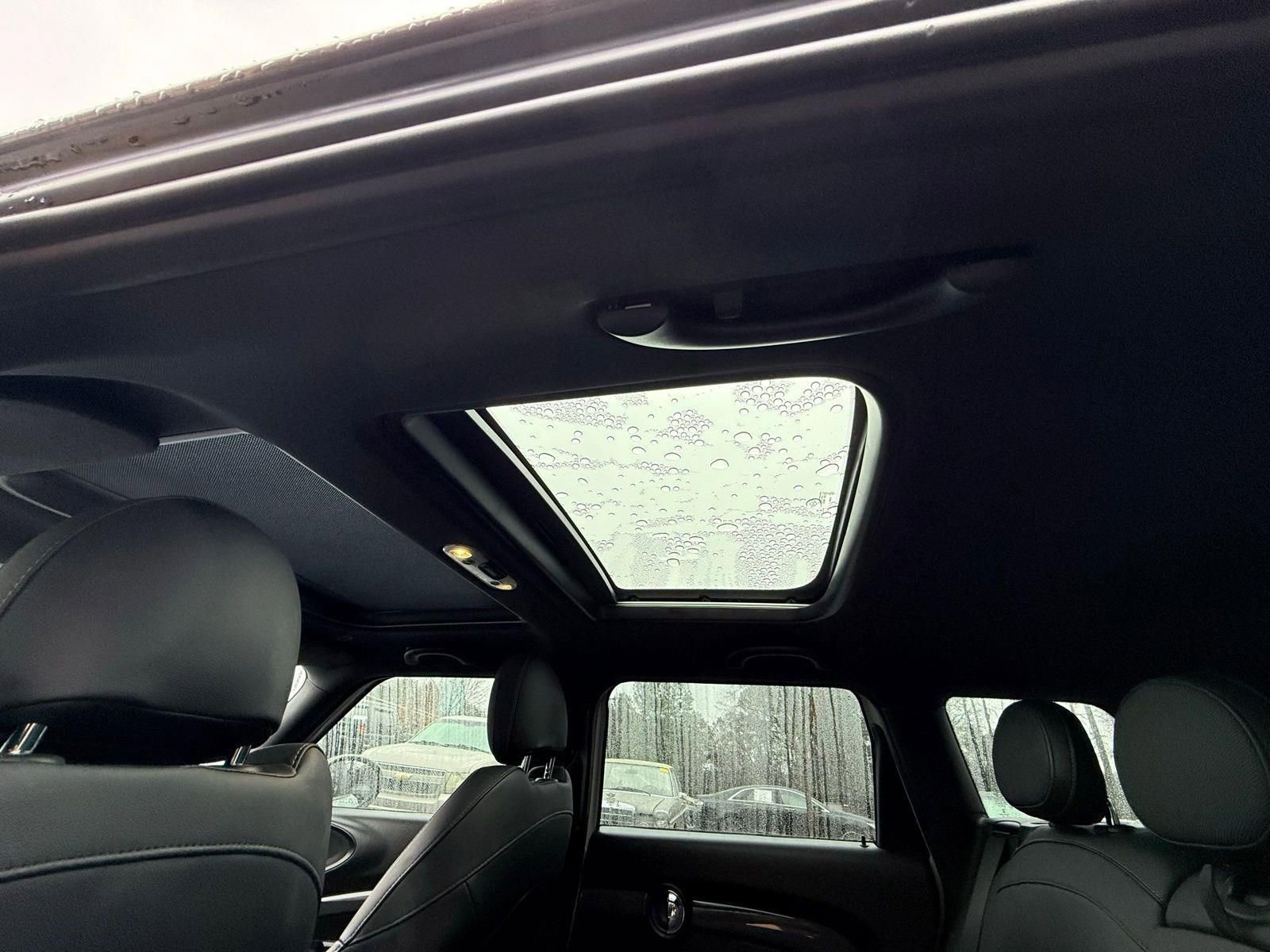 Used 2019 MINI Cooper Clubman S w/ Storage Package image 30