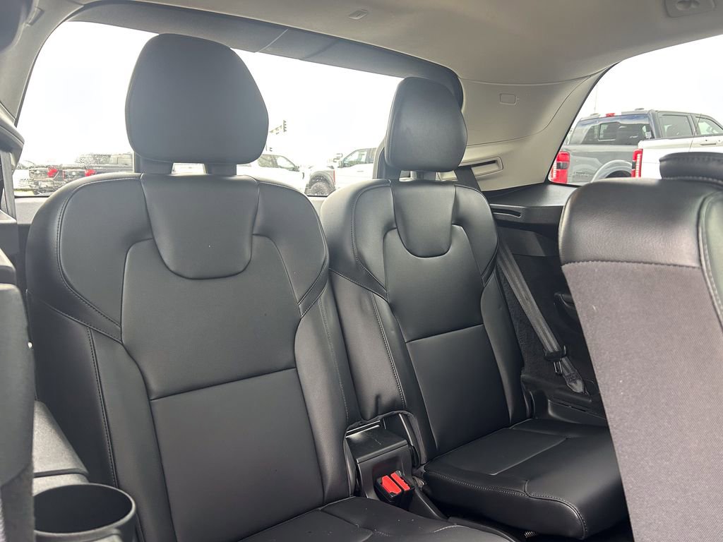 Used 2021 Volvo XC90 T5 Momentum w/ Climate Package image 20
