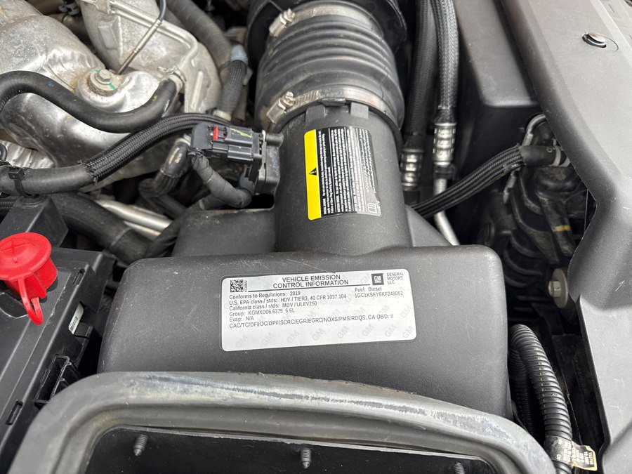 Used 2019 Chevrolet Silverado 2500 LT image 44